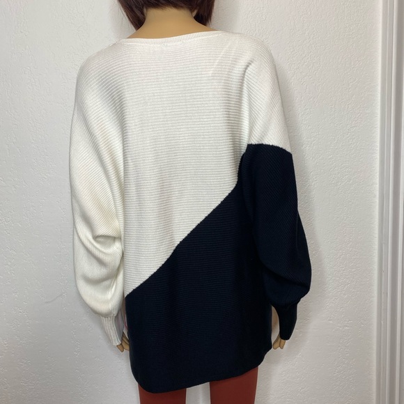 🆕 Vince Camuto Asymmetrical Color Block Cuffed Sleeve Crew Neck Sweater Size L - Picture 3 of 11